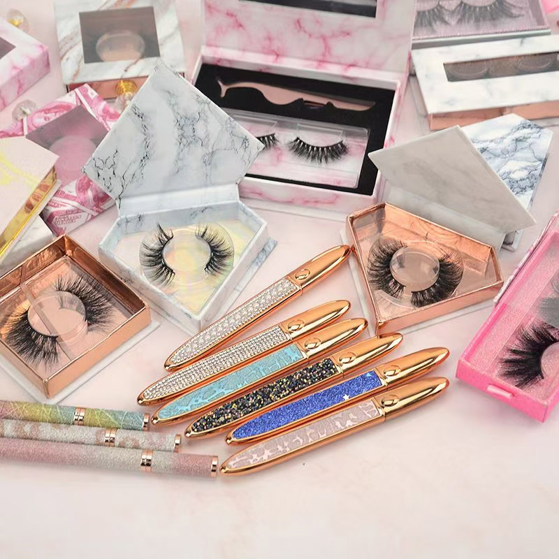 Cad é an modh úsáide eyelash bréagach?