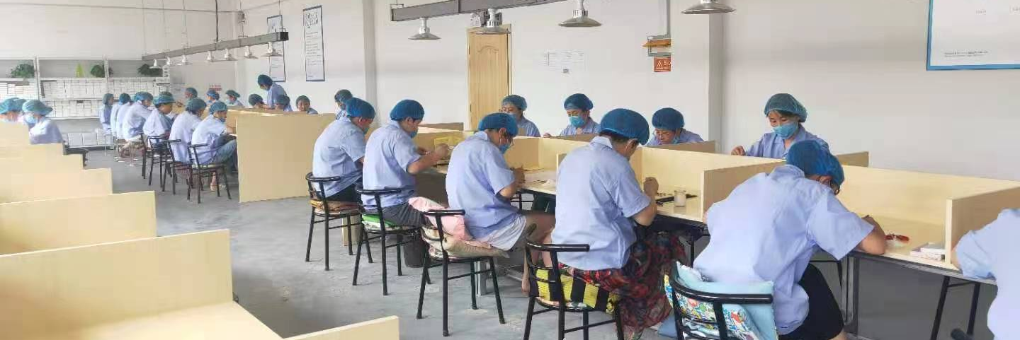 Tá Pingdu Súilíneach Eyelash® i gceannas ar Uasghrádú an Tionscail ar Tháirgeadh Fabhraí Bréagach i Shandong